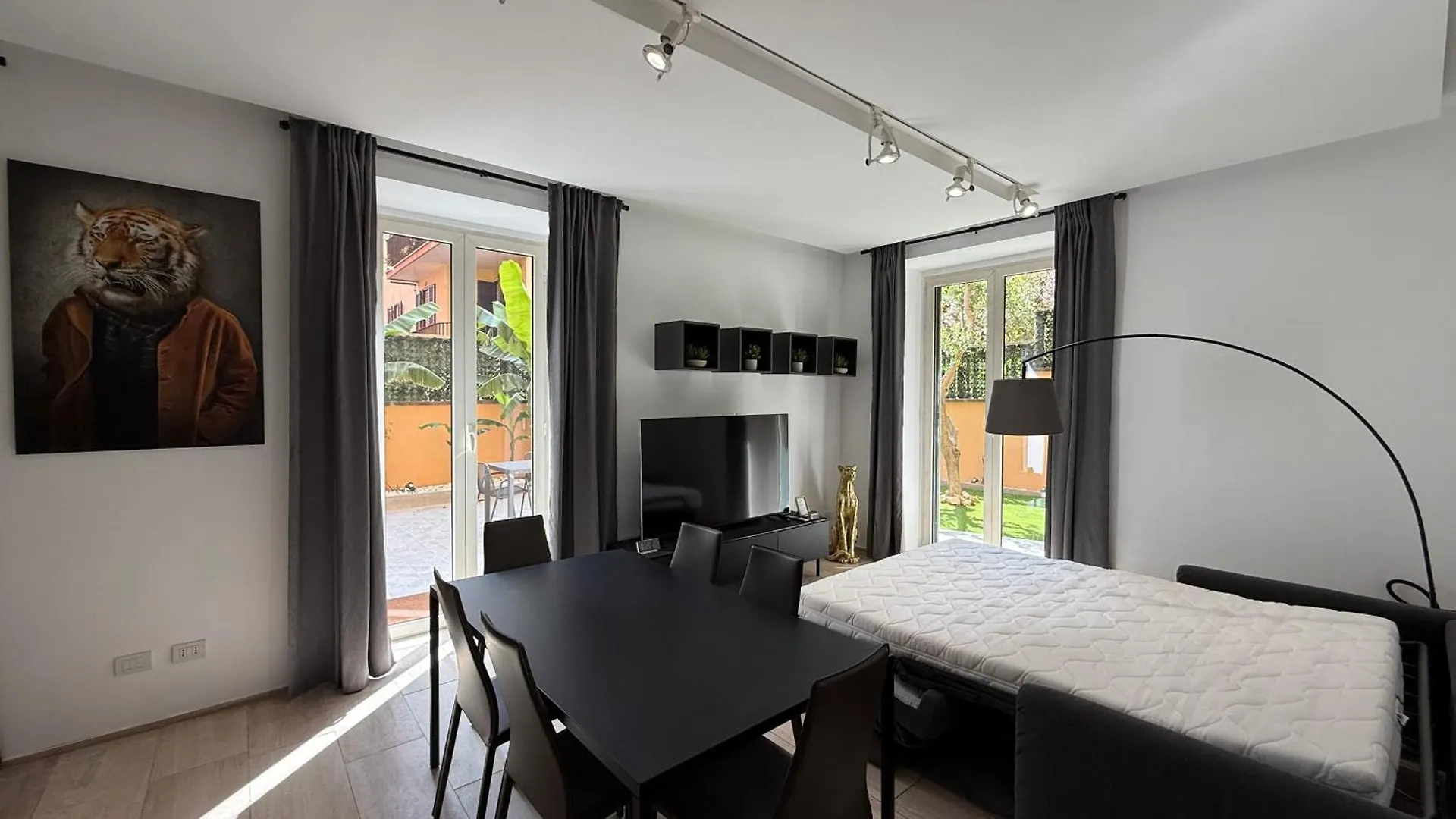 Апартаменты Luxury House In Roma Nicolo V 120 Mq Италия