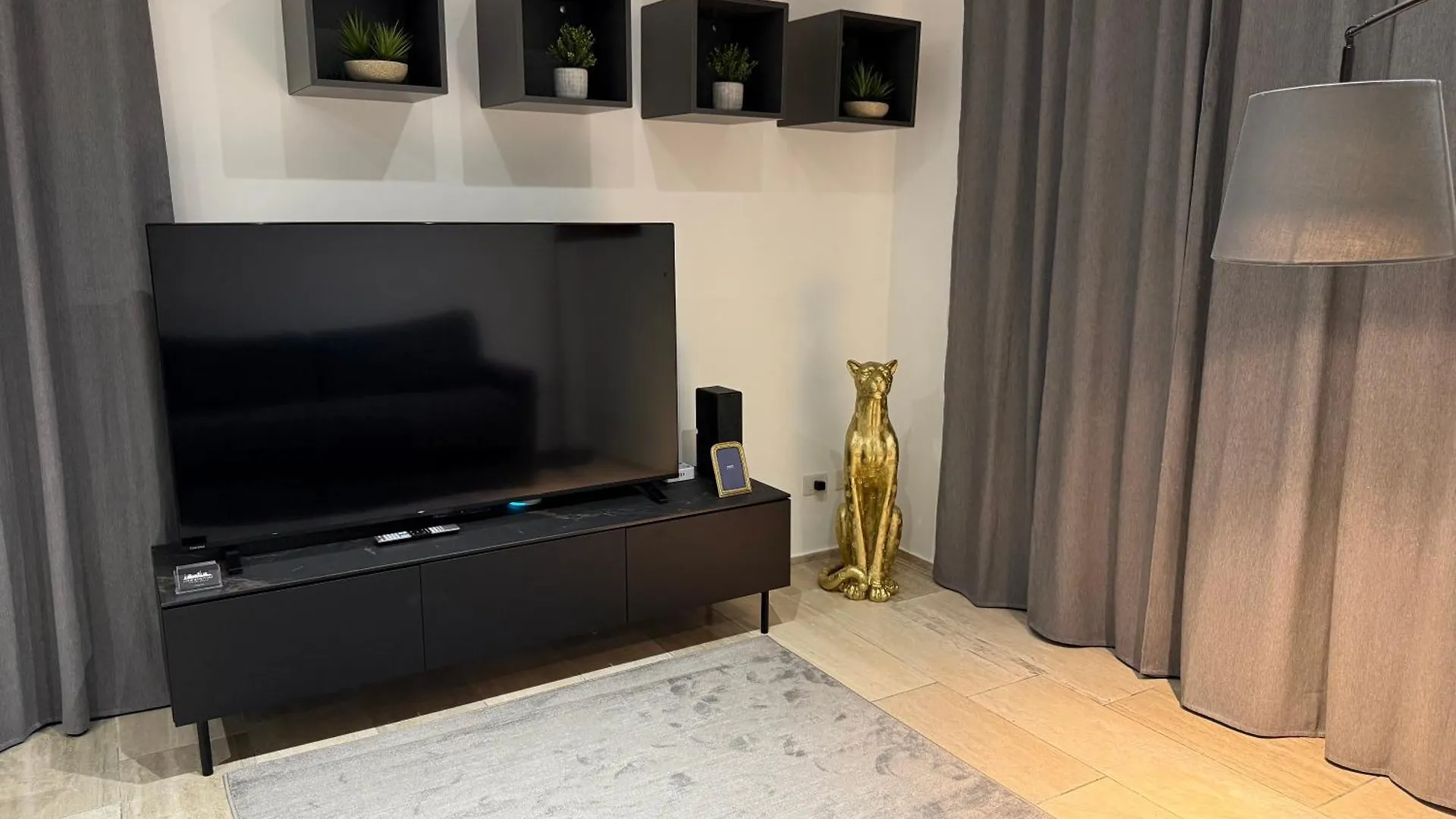 Luxury House In Roma Nicolo V 120 Mq Apartment